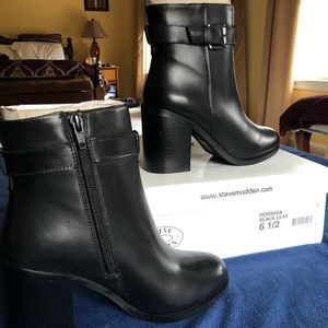 Steve Madden black leather ankle boots, size 6.5